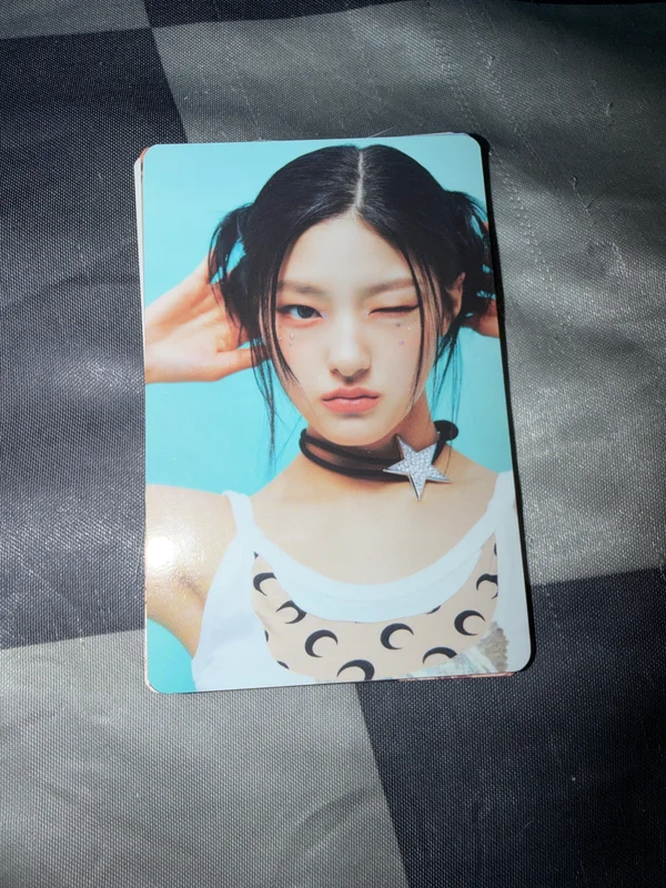 2024 KISS OF LIFE 1ST WORLD TOUR [KISS ROAD] IN NORTH AMERICA TRADING CARD