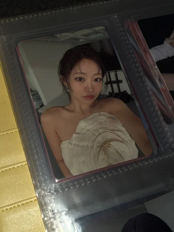 Julie Lose Yourself Magazine Ver.