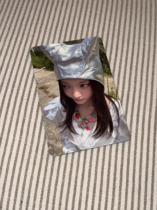 Haerin NewJeans 2025 SEASON'S GREETINGS