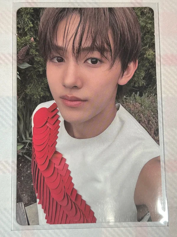 COLOR OUTSIDE THE LINES General Market Exclusive