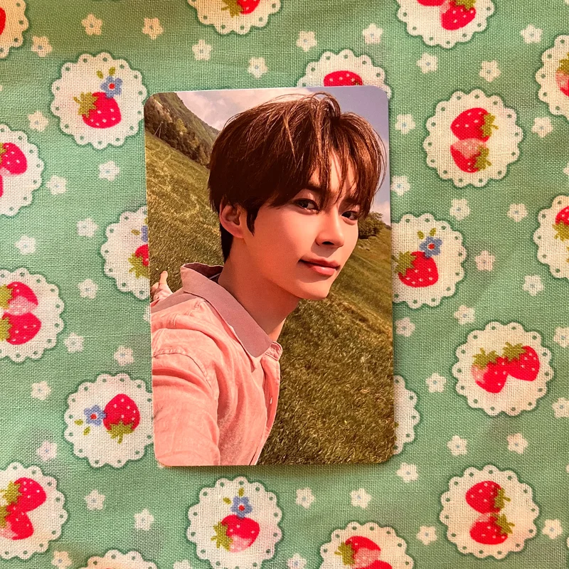 NEVER SAY NEVER PHOTOBOOK Ver. ICON Ver.