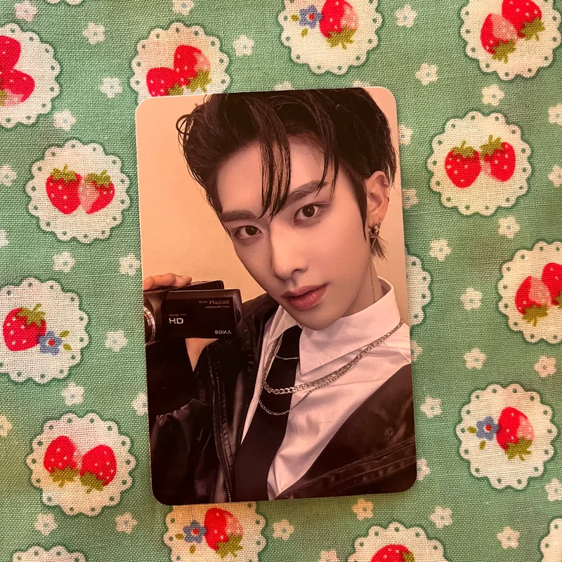 NEVER SAY NEVER PHOTOBOOK Ver. ICON Ver.