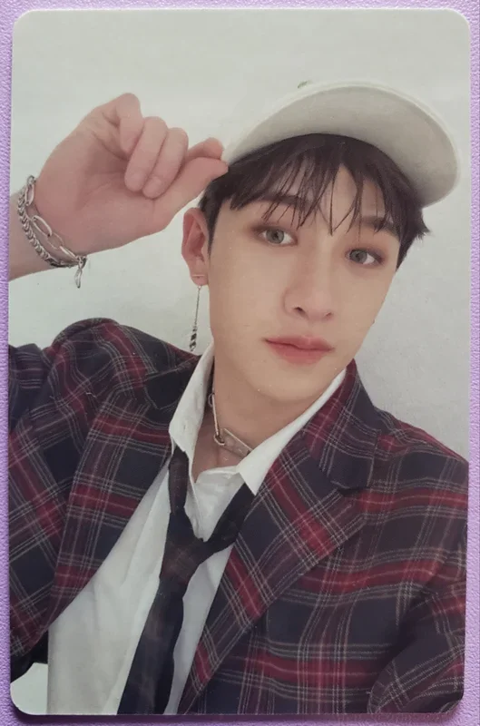 Bang Chan Christmas EveL hat
