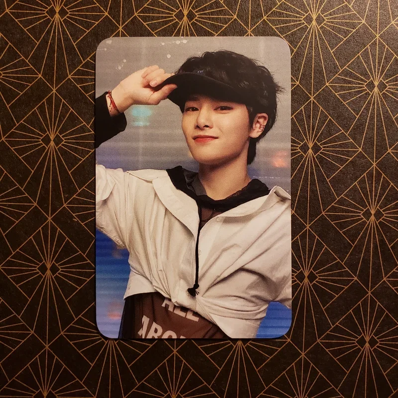 I.N Jeongin Christmas Evel Subk Preorder Exclusive