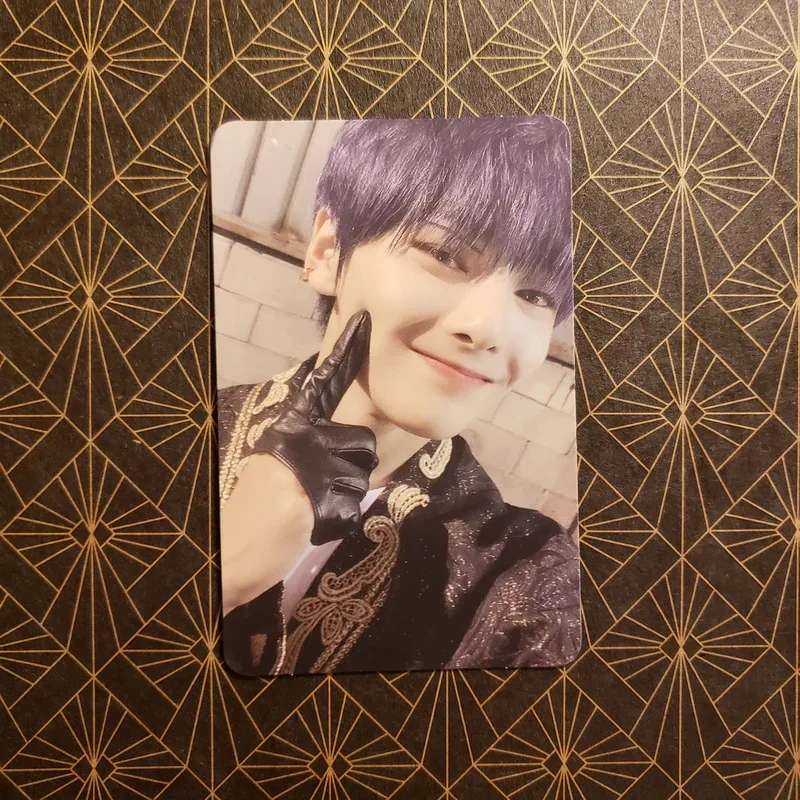 I.N Jeonging In Life Double Sided