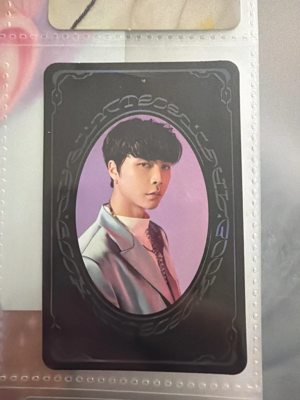RESONANCE Pt.1 YEARBOOK CARD
