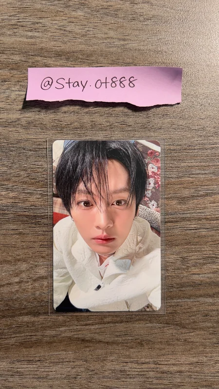 Stray Kids 6TH FANMEETING STAY in Our Little House REWARD