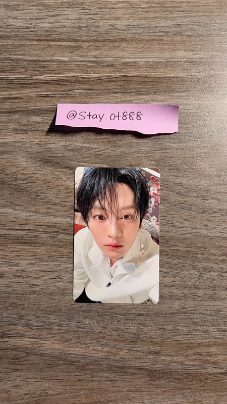 Stray Kids 6TH FANMEETING STAY in Our Little House REWARD