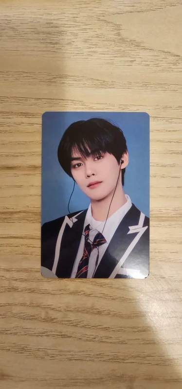 2024 ZEROBASEONE THE FIRST TOUR TIMELESS WORLD IN SEOUL TRADING CARD B VER.
