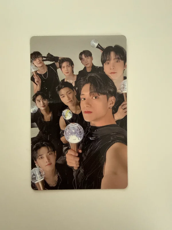 ATEEZ OFFICIAL LIGHT STICK Ver.2