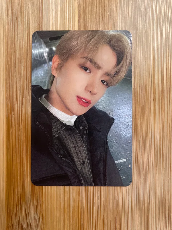 BE AWAKE Jewel Case Ver.