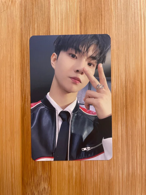THE BOYZ 2ND WORLD TOUR : ZENERATION TRADING CARD