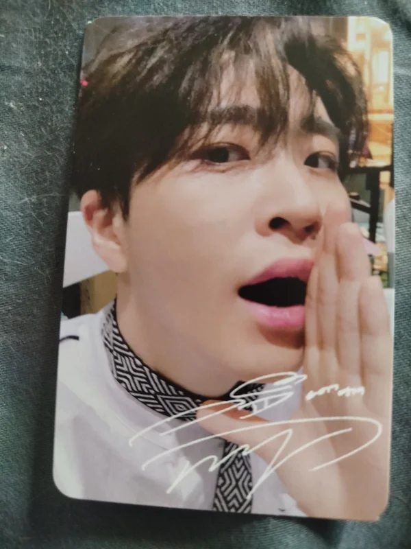 Present : YOU Youngjae pc