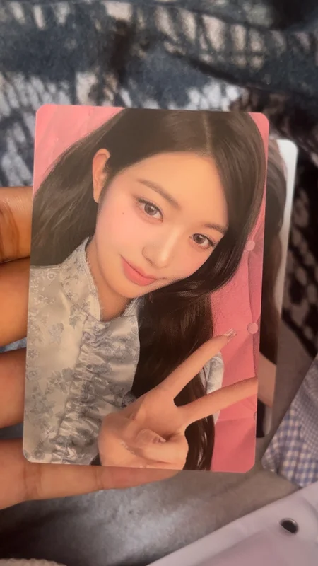 IVE Wonyoung Hapa Kristin Vol. 10 (Peace Sign)