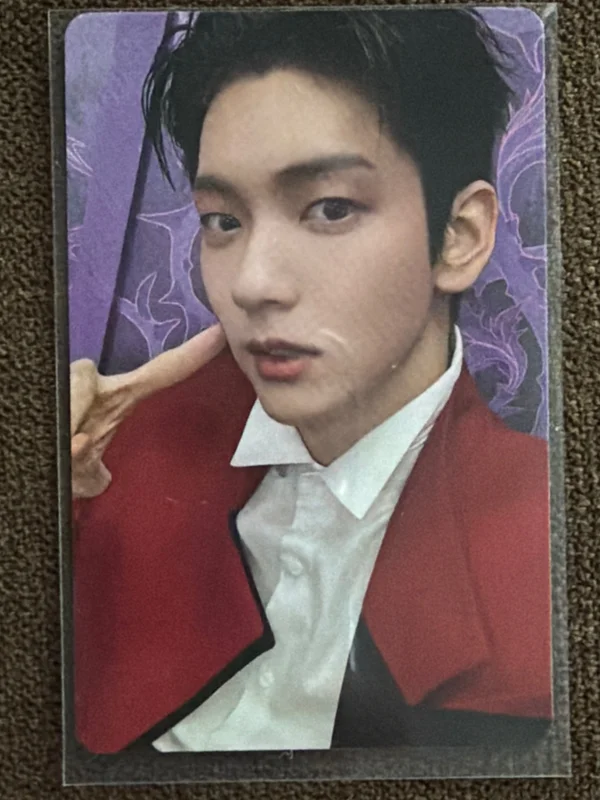 7TH YEAR: A Moment of Stillness in the Thorns Photocard Case Ver. TENSION Ver.