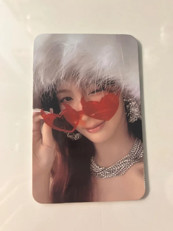 2 APPLEMUSIC LUCKY DRAW