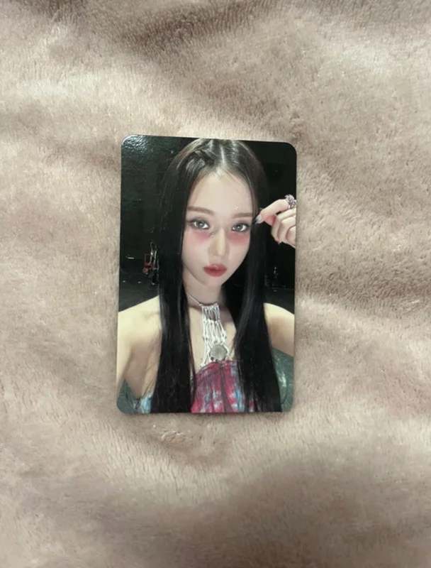 MY WORLD Poster Ver. Winter photocard