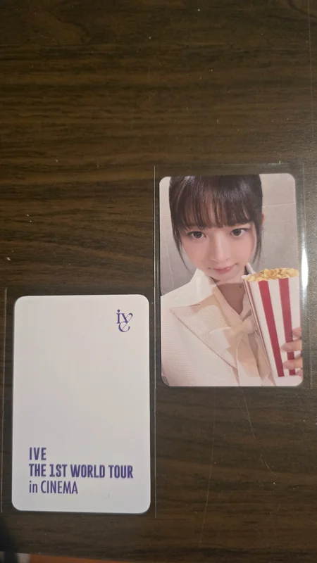 IVE THE 1ST WORLD TOUR in CINEMA : SHOW WHAT I HAVE POP-UP STORE PHOTOCARD POUCH