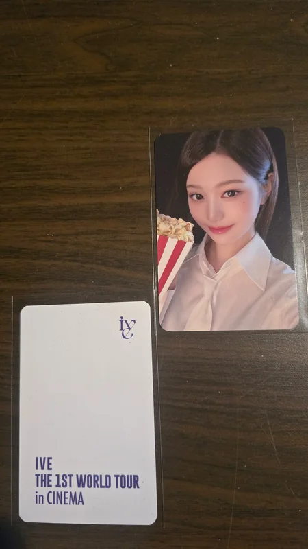 IVE THE 1ST WORLD TOUR in CINEMA : SHOW WHAT I HAVE POP-UP STORE PHOTOCARD POUCH