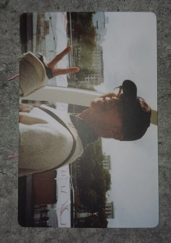 Right Place, Wrong Person Weverse Albums ver.