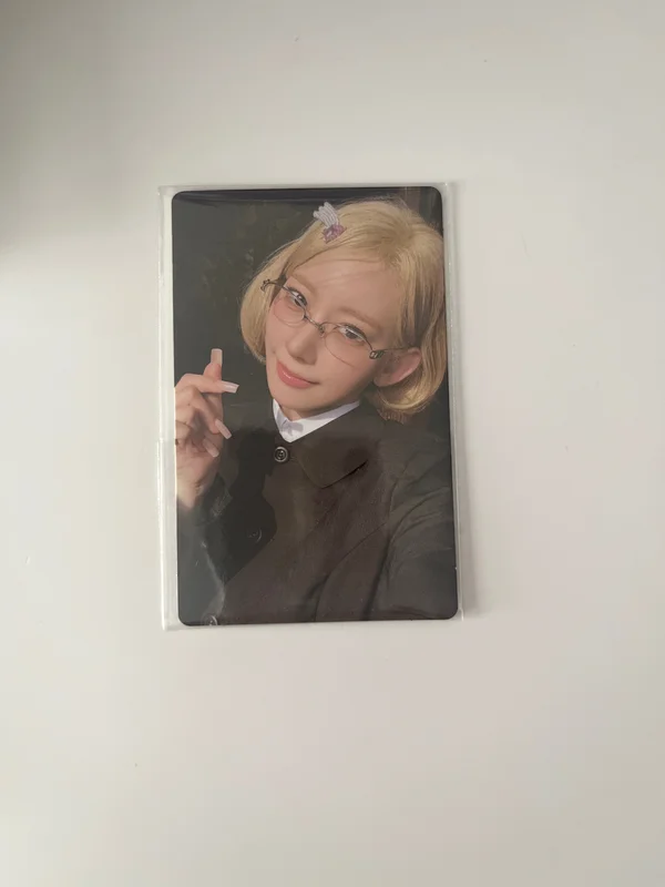 PUREFLOW pt.1 WEVERSE LUCKY DRAW