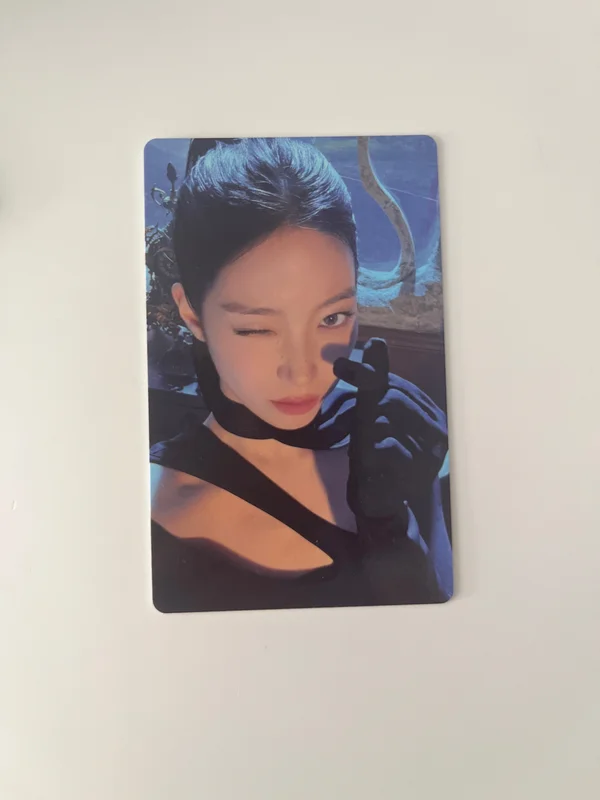 PUREFLOW pt.1 Mini Camera ver. Black ver. WEVERSE