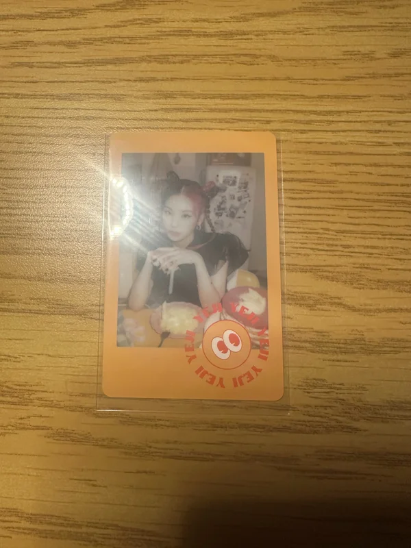 ITZY YEJI 'Motto MAKESTAR' Photocard | Sold by kpop_selling08