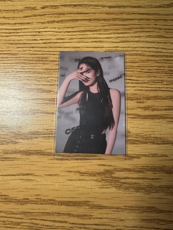 BETWEEN 1&2 MESSAGE PHOTOCARD