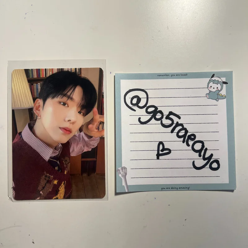 2023 Seasons Greeting Photocard (Desk Calendar Ver.)