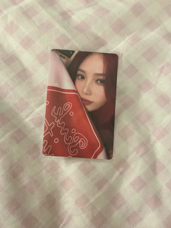 2024 PINK CHRISTMAS PHOTO CARD RANDOM PACK