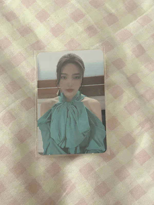 The ReVe Festival Day 1 Guide Book ver.