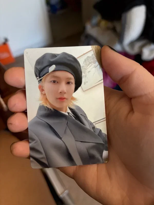 Jeonghan Attacca Target Exclusive