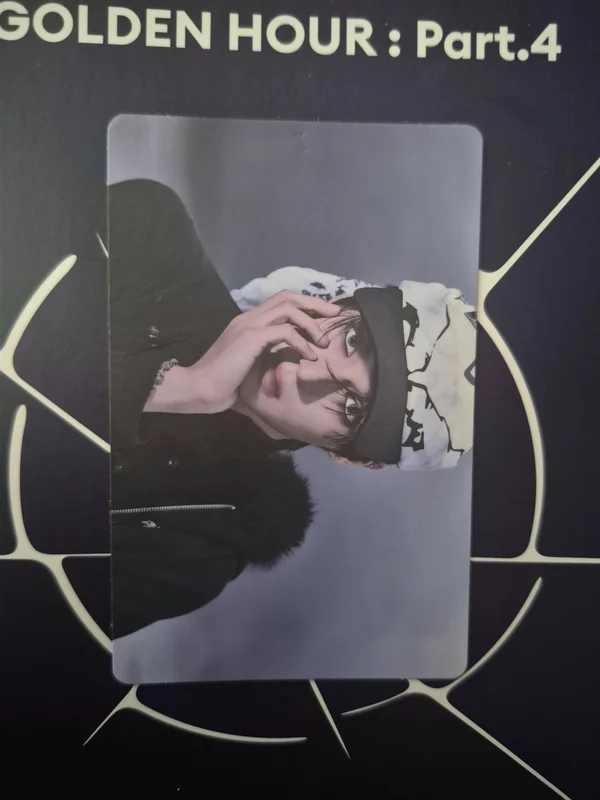 GOLDEN HOUR : Part.4 POCAALBUM VER. Z VER.