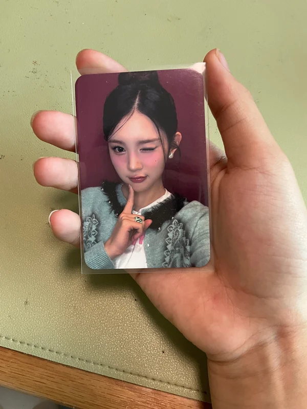 FOCUS WHOSFAN LUCKY DRAW Hearts2Hearts A-Na