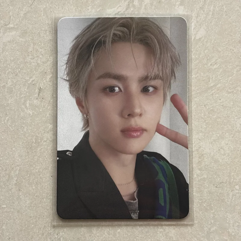 Eternal White Ornament Ver. KUN