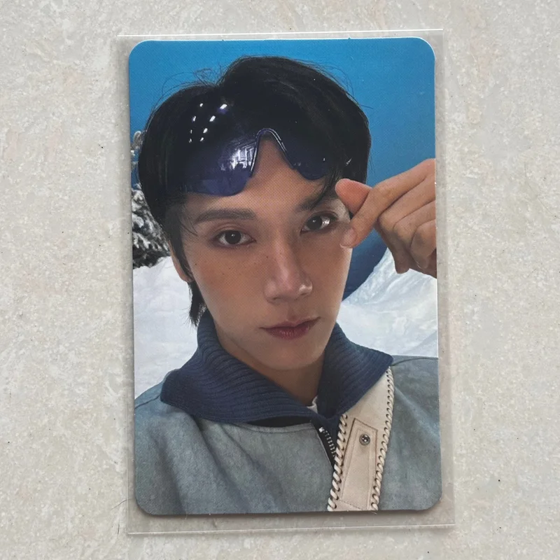 2022 Winter SMTOWN : SMCU PALACE (Membership Card Ver.)