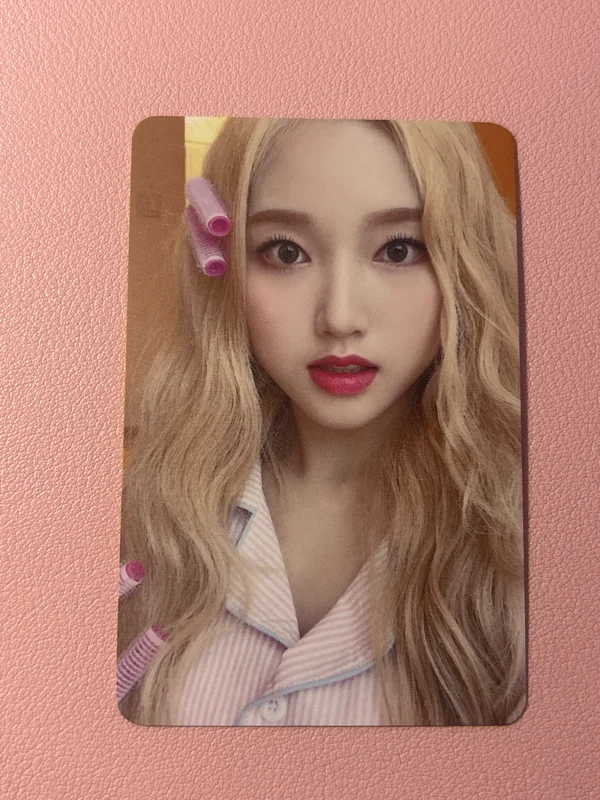 2020 LOONA SEASON'S GREETINGS