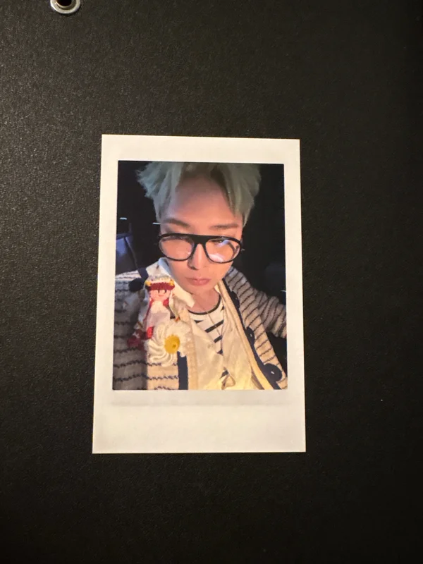 G-DRAGON 2025 WORLD TOUR [Ubermensch] REWARD