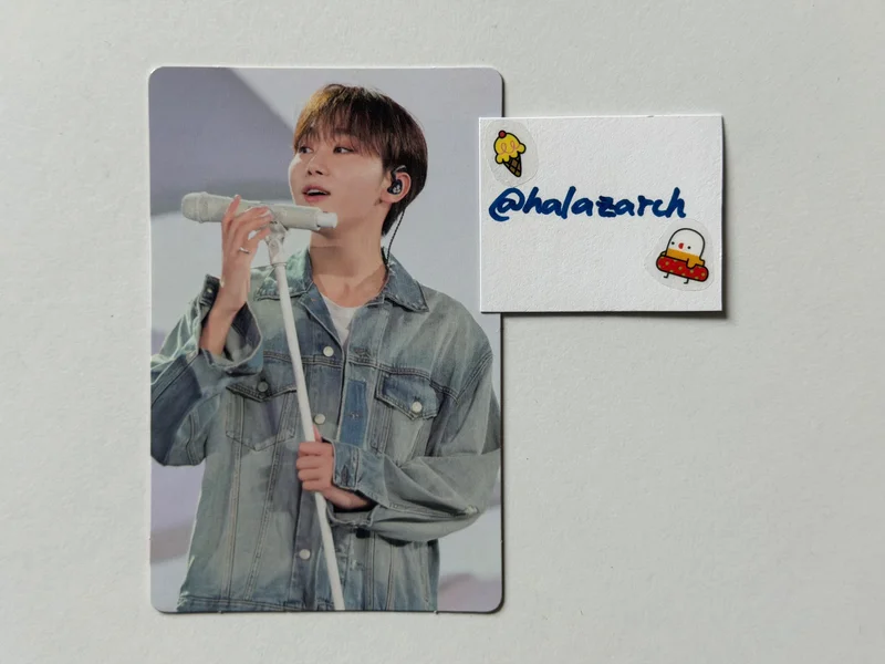 SEVENTEEN EXHIBITION FOLLOW FELLOW RANDOM PHOTOCARD