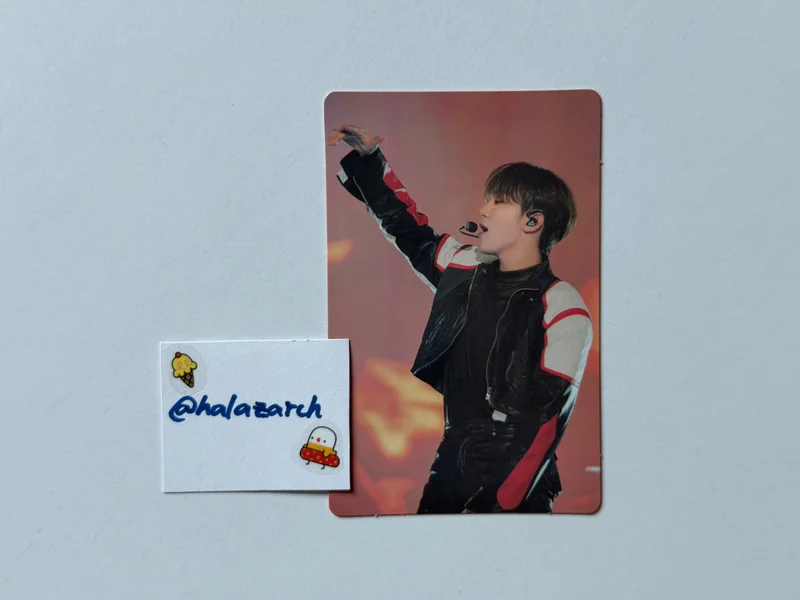 SEVENTEEN EXHIBITION FOLLOW FELLOW RANDOM PHOTOCARD