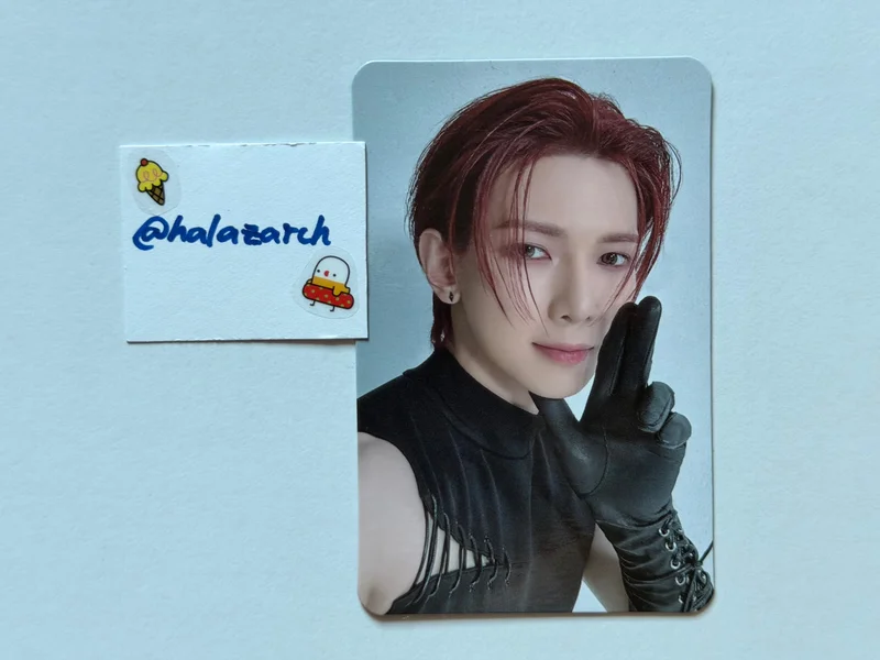 ATEEZ VR CONCERT : LIGHT THE WAY
