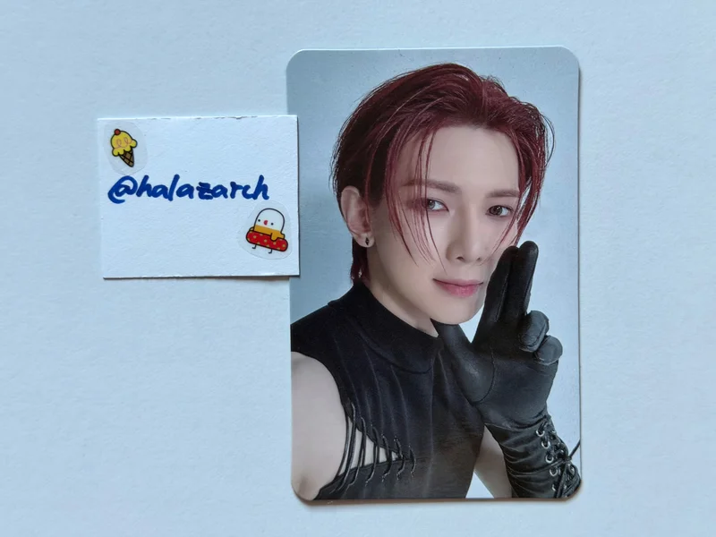 ATEEZ VR CONCERT : LIGHT THE WAY