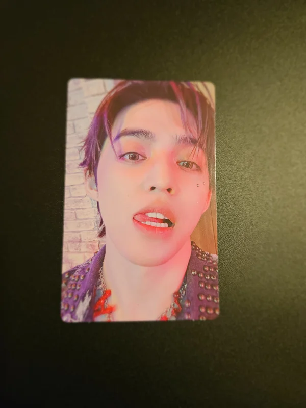 HAPPY BURSTDAY Weverse Albums ver.