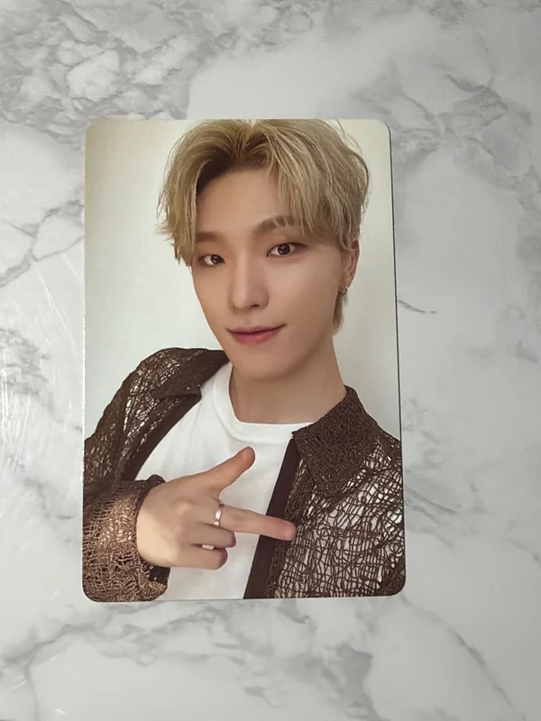 SEVENTEEN 2024 SEASON'S GREETINGS