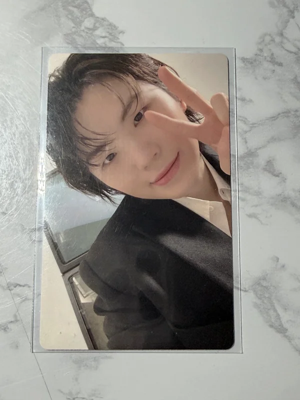 17 IS RIGHT HERE WEVERSE