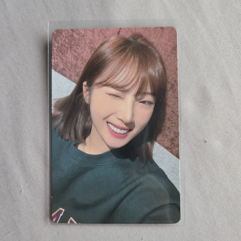 LOONA HaSeul 'LOONAVERSE : FROM Trading Card' Photocard | Sold by