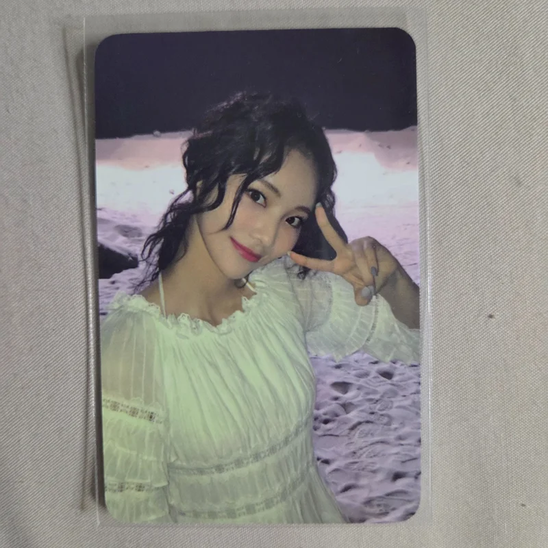 LOONATHEWORLD : Midnight Festival Photocard Set