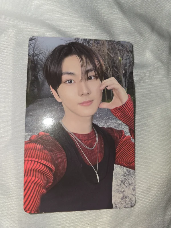 ENHYPEN WORLD TOUR WALK THE LINE Trading Card