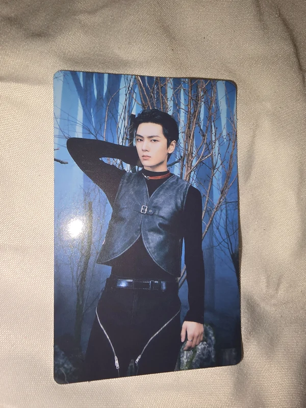 ENHYPEN WORLD TOUR WALK THE LINE Trading Card