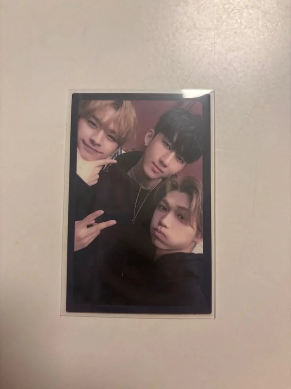 I am NOT LEEKNOW, CHANGBIN and FELIX unit photocard